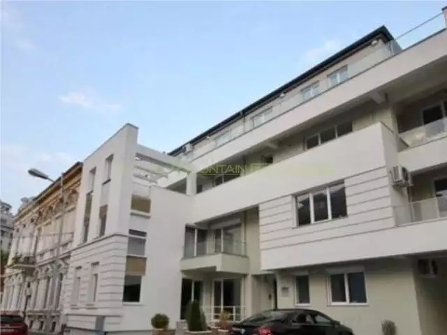 Apartament cu 4 camere + terasa de inchiriat  in Zona Unirii - Libertatii