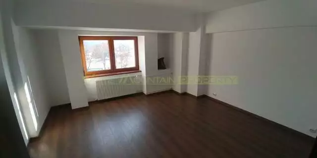 Inchiriere apartament 4 camere pretabil pentru Spatiu de Birouri, Bucuresti