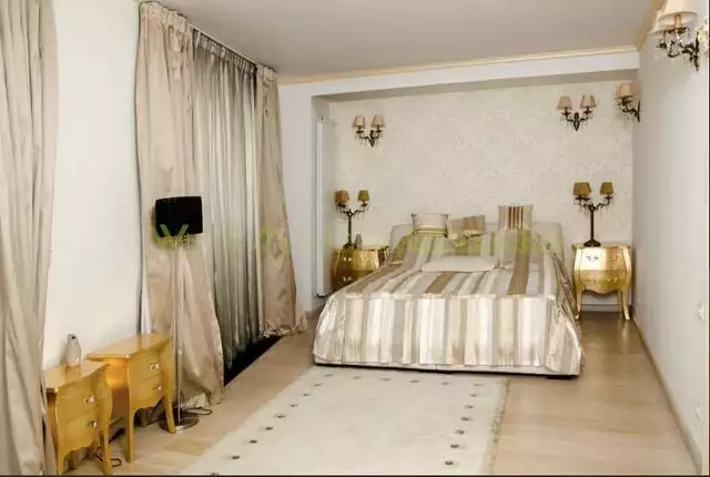 Inchiriere penthouse splendid, 4 camere, str Aurel Vlaicu - zona Eminescu