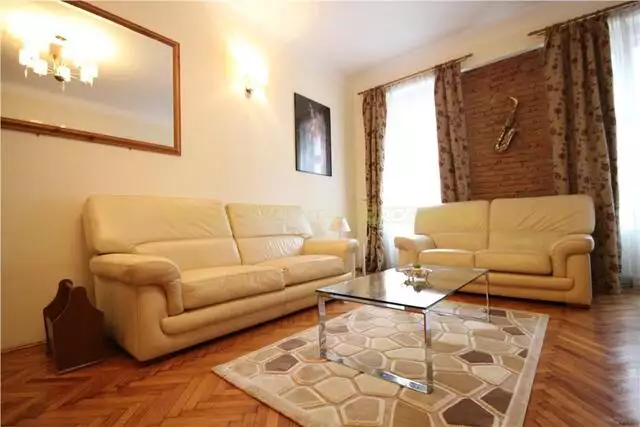 Apartament cu 3 camere str. Muresenilor - pretabil regim hotelier / home office