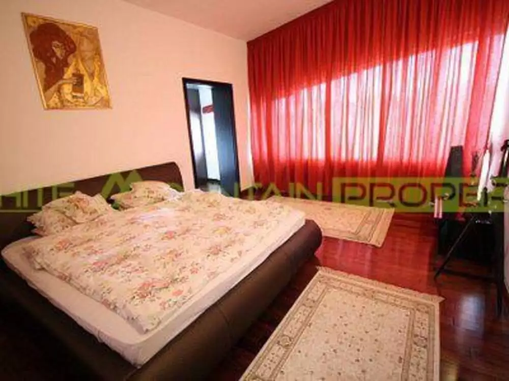 Vila de lux in stil mediteranean, 8 camere, inchiriere termen lung, Buftea