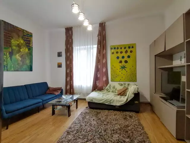 Apartament 3 camere la casa cu 4 apartamente | zona Andrei Muresanu!