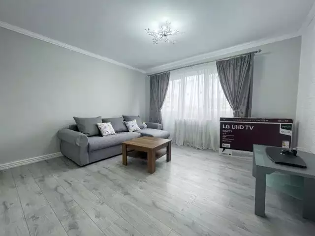 Apartament renovat cu 3 camere | Decomandat | La Cheie | Big Manastur!