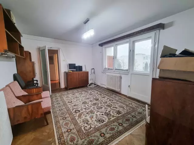 Apartament 3 camere | Decomandat | Balcon | Manastur | Piata Flora