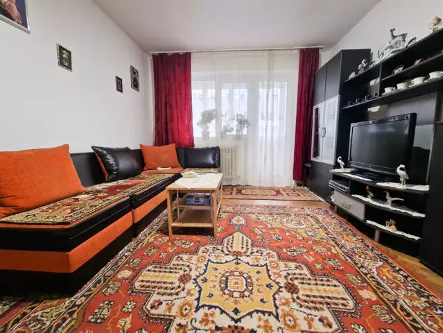 Apartament 2 camere | Etaj intermediar | Balcon | 52mp | Manastur