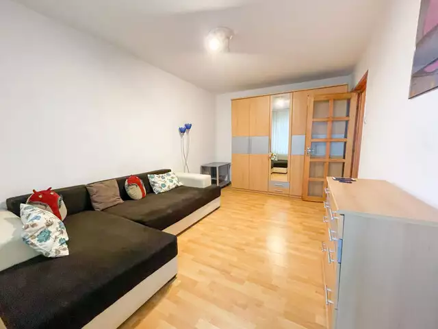 Apartament 2 camere | Decomandat | Et. intermediar | Balcon | Manastur