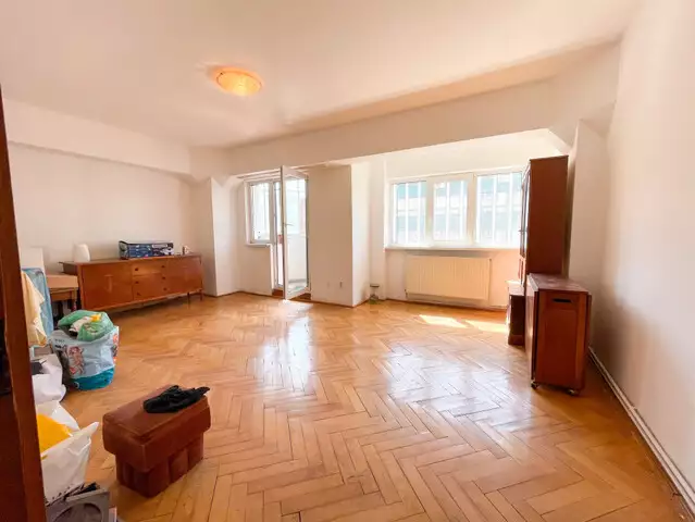 Apartament 3 camere | 73mp | Confort Sporit | Etaj 3 |Piata Marasti!