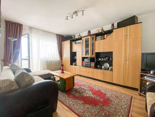 Apartament 4 camere | Decomandat | 78mp | Etaj 5/8 | Zona Pod Marasti!