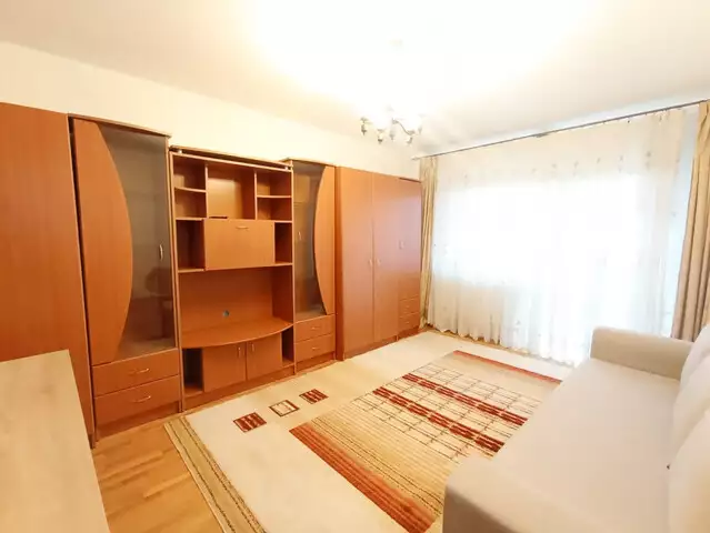 Apartament 2 camere | Decomandat | Etaj intermediar | Zona Pod Marasti