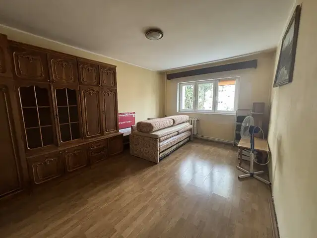 Apartament 4 camere | Decomandat | Etaj 3/4 | Zorilor | Zona Gh. Dima