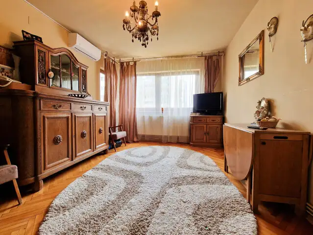 Apartament 3 camere | Decomandat | Balcon | Manastur | Pod Calvaria