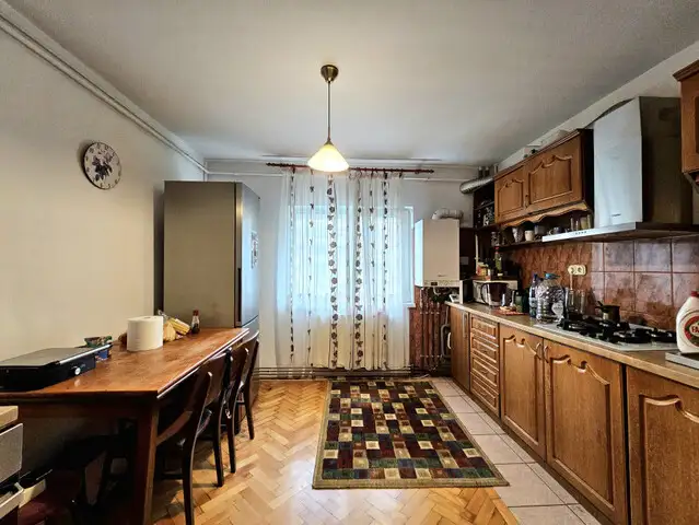 Apartament 2 camere | Decomandat | 56mp | Etaj 5/7 | Zona Dorbantilor!