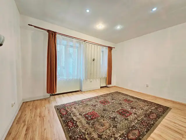 Apartament 3 camere | 87mp | Gradina | Centru | Zona strazii Racovita