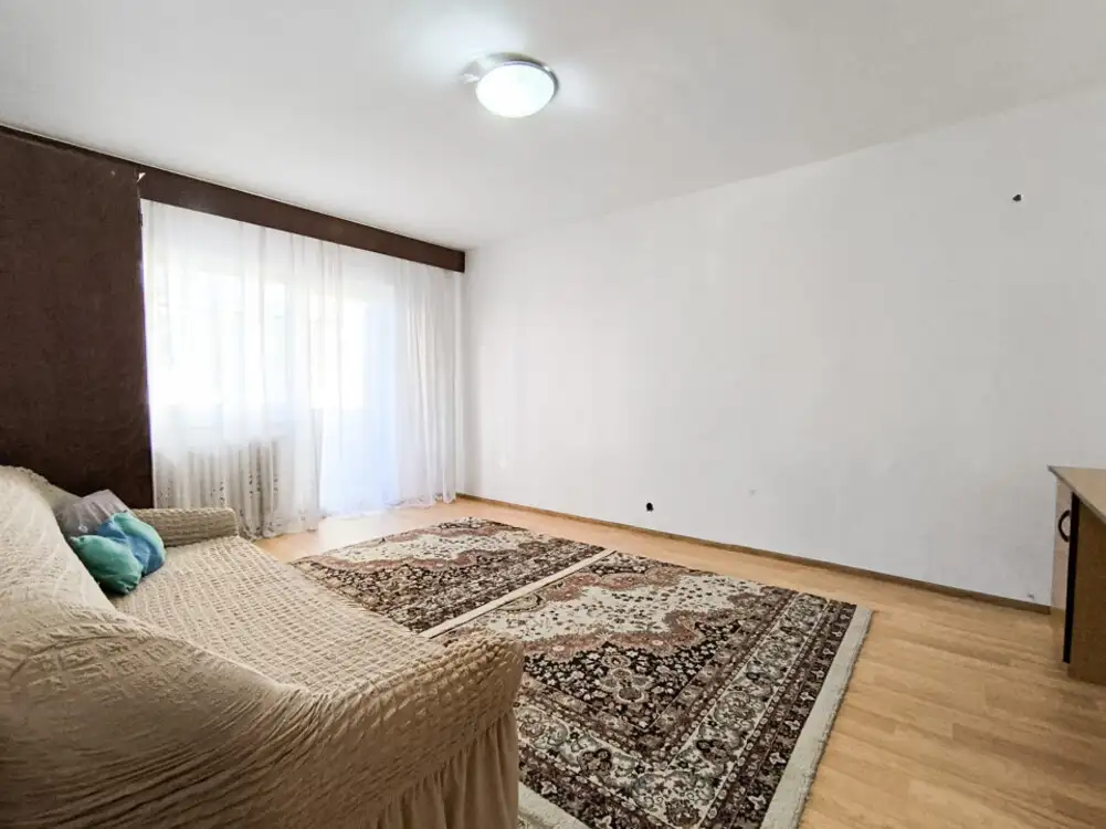 Apartament 4 camere | Etaj 1 | Decomandat | Marasti | Pod Aurel Vlaicu