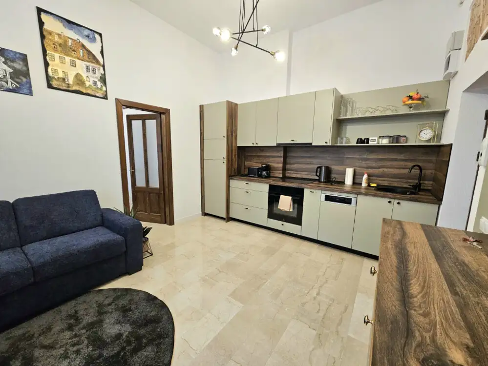 Apartament cu finisaje de lux la 2 minute de Piata Unirii!