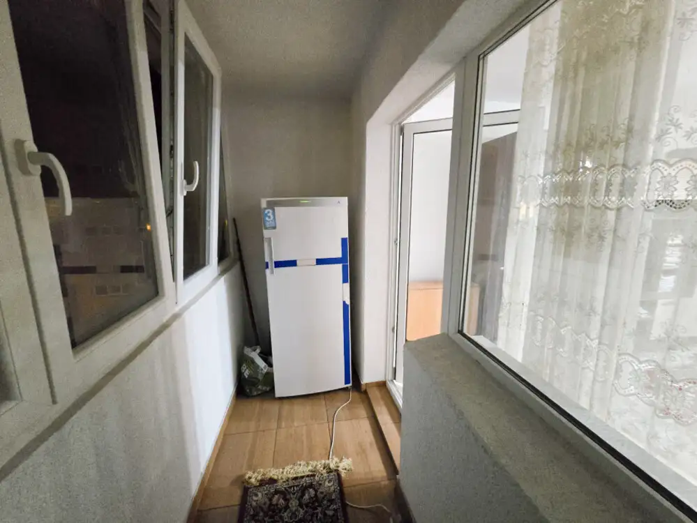 Apartament 4 camere | Decomandat | 80 mp | Etaj 3 | MarastI | Zona BRD