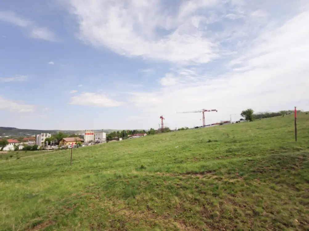 Teren intravilan | 2250mp | Front 15,35m | Calea Dezmirului | Someseni