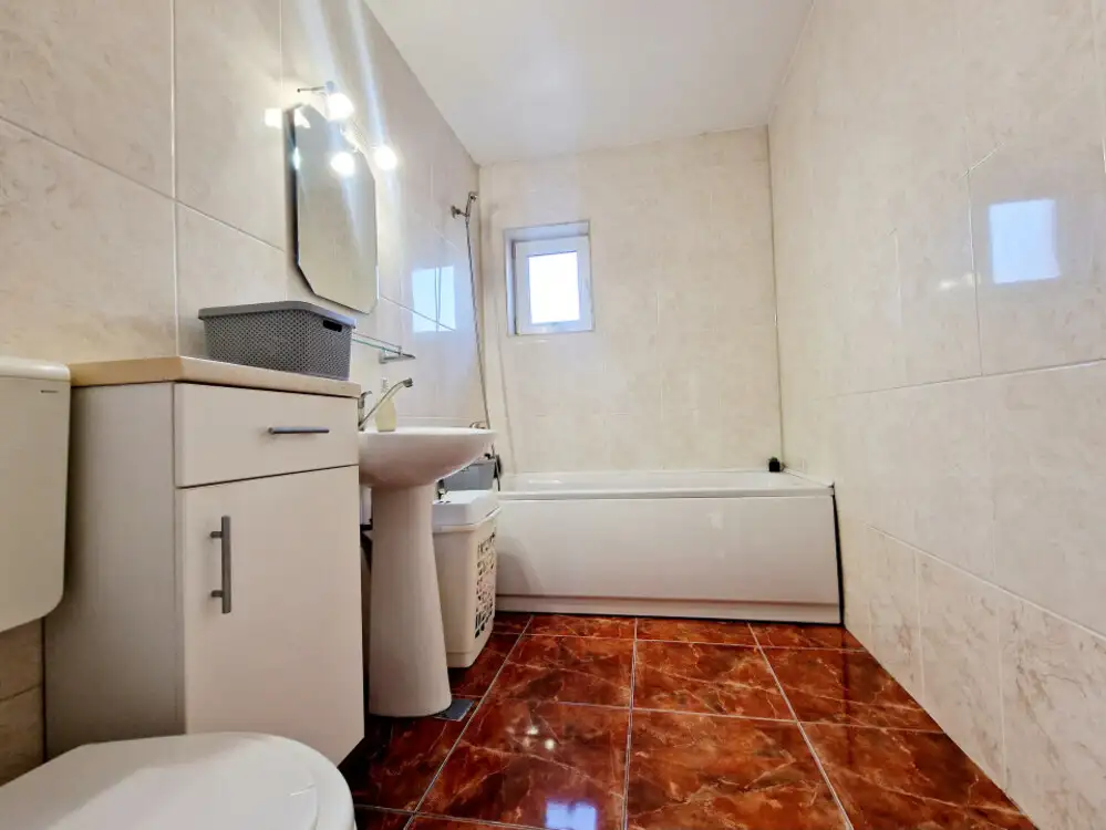 Casa tip duplex 130 mp utili | La cheie | Parcare | Floresti | Eroilor