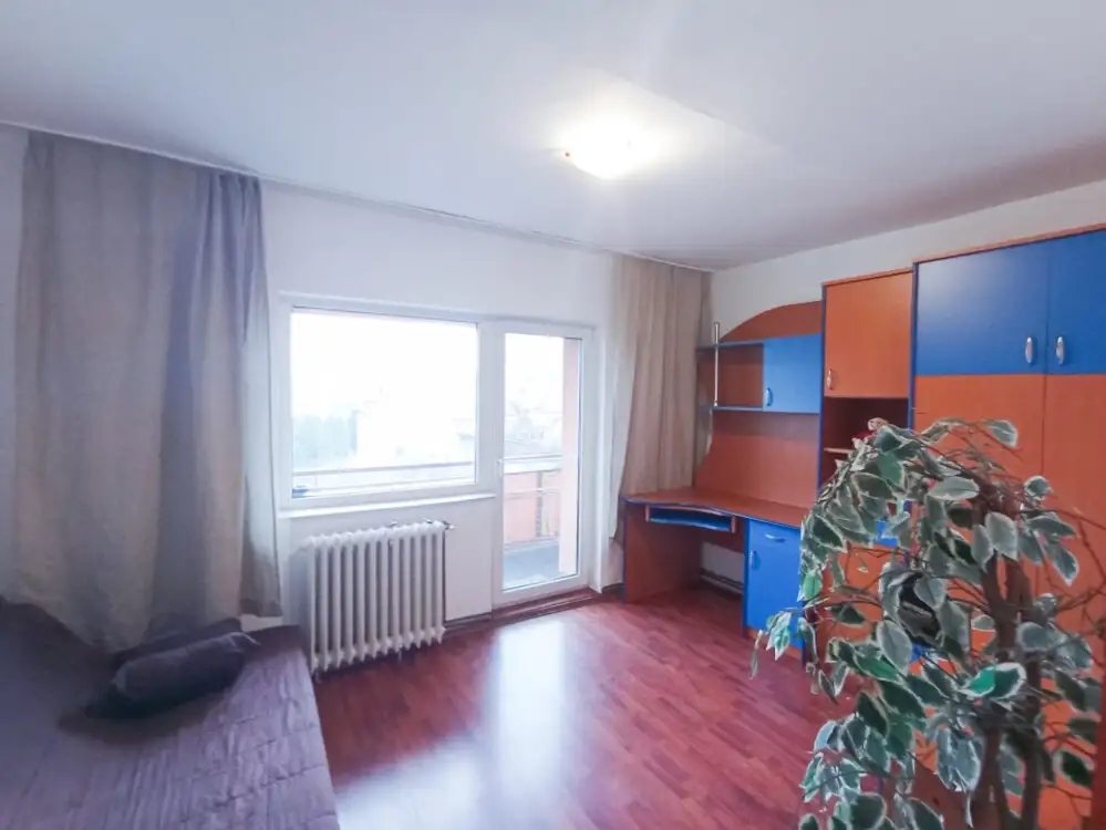 Apartament 3 camere | Decomandat | 64mp | Etaj 3/4 | Dambul Rotund