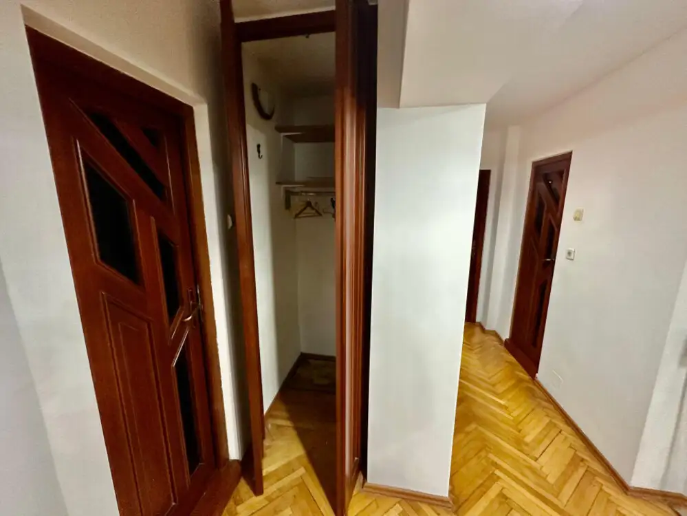 Apartament 4 camere | 90mp | Decomandat | Etaj 1 | Zona Big Manastur 