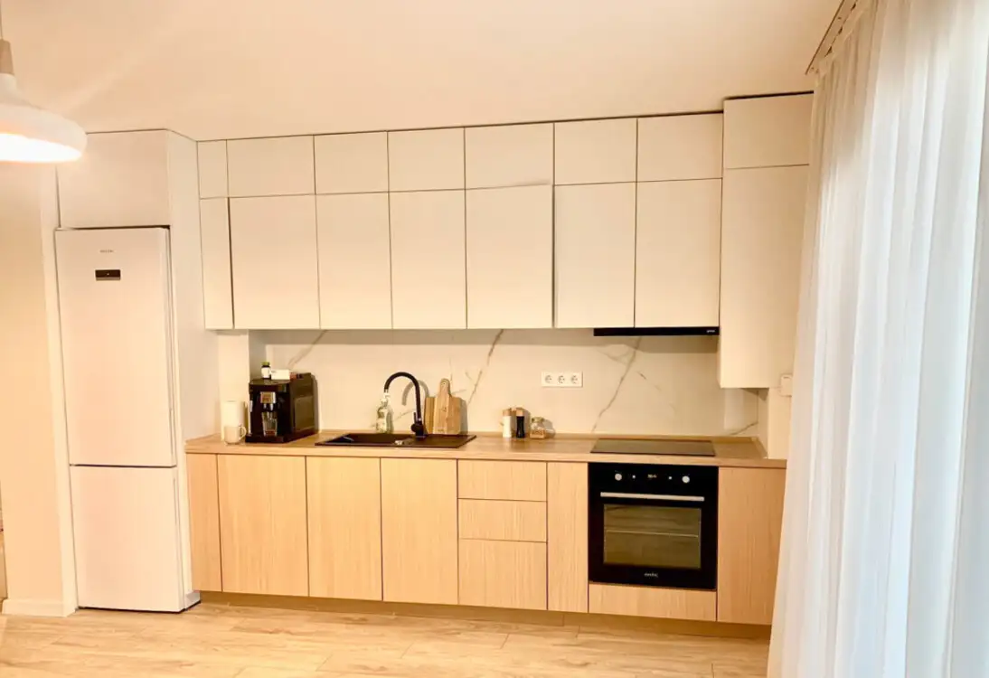 Apartament 2 camere | Bloc Nou | Terasa | Parcare | Zona Vivo-Metro 