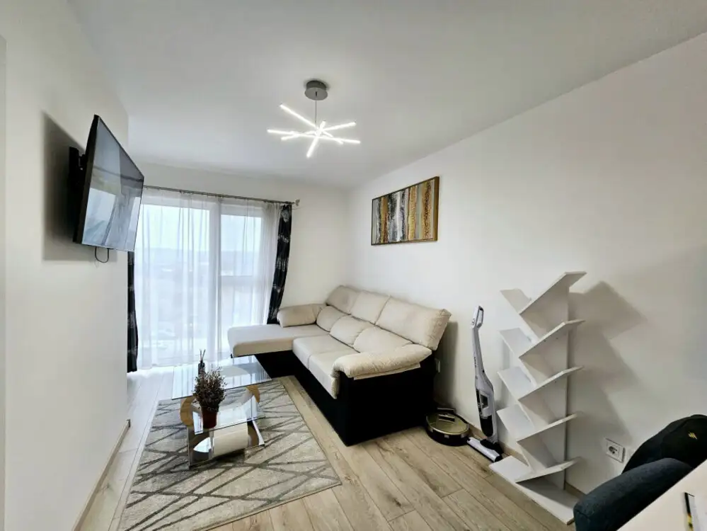 Apartament 2 camere | Bloc nou | Et. 5/7 | Garaj | 5 min Iulius Mall