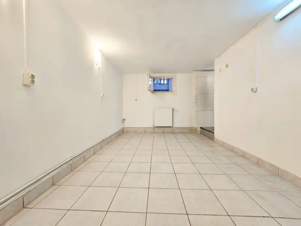 Ideal investitie! Spatiu comercial 3 incaperi | Zona Salii Polivalente