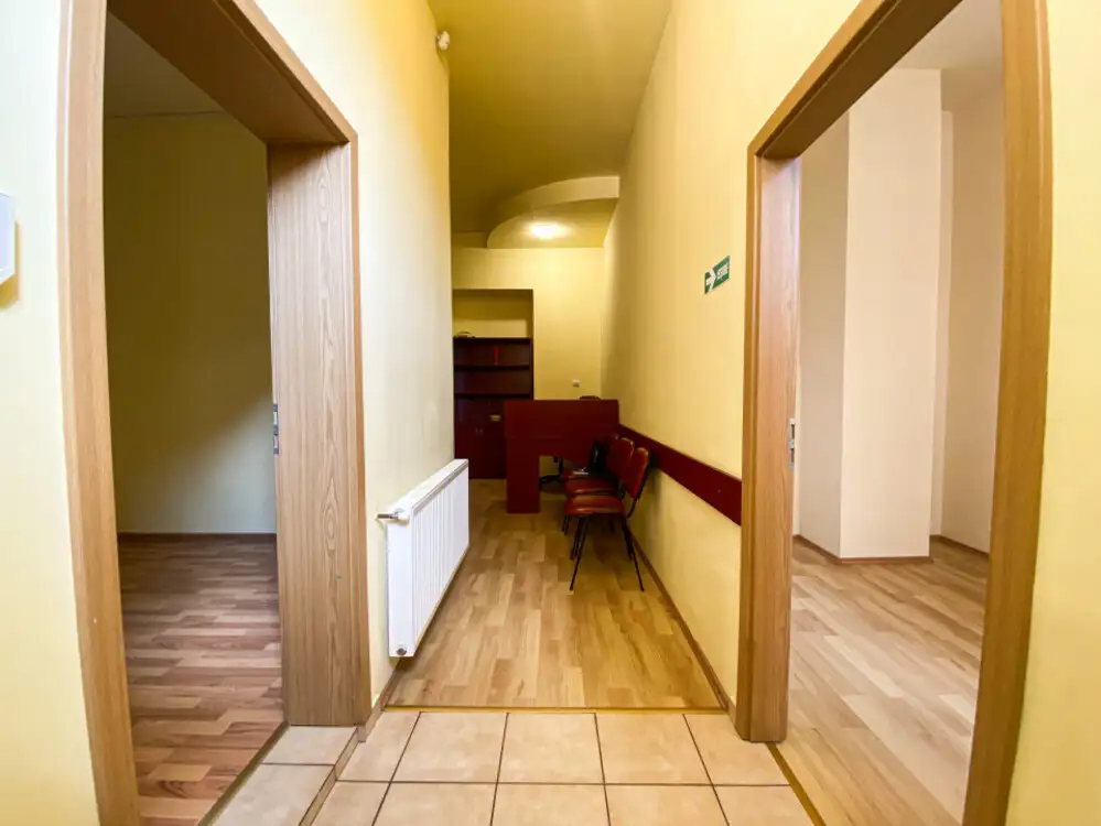 Apartament 3 camere | 60 mp | Decomandat | Parcare | Zona Str. Horea !