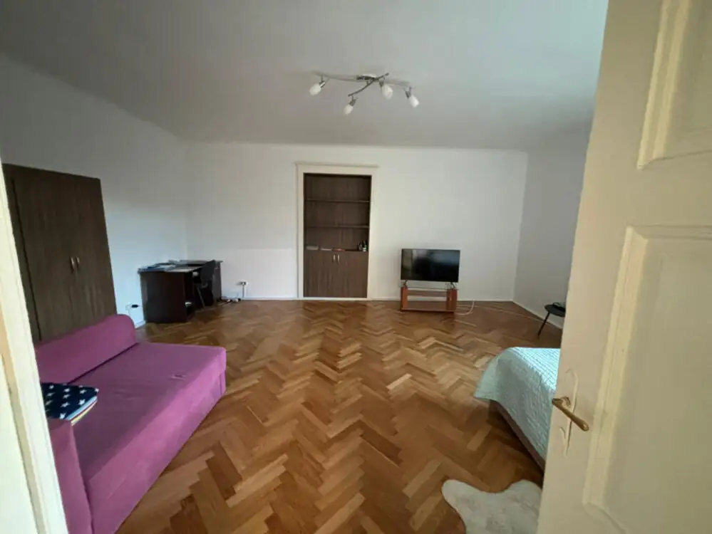 Apartament 1 camera | Cladire Istorica | 55 mp | Centru Piata Unirii 
