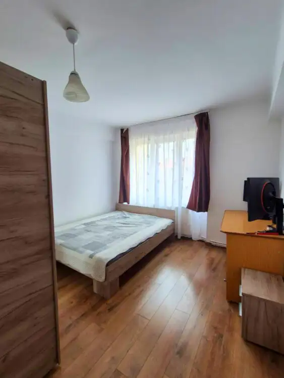 Apartament 2 camere | Decomandat | Etaj 2/4 | Zona strazii Horea